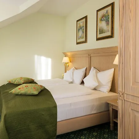 Rebstock Hotel 4*