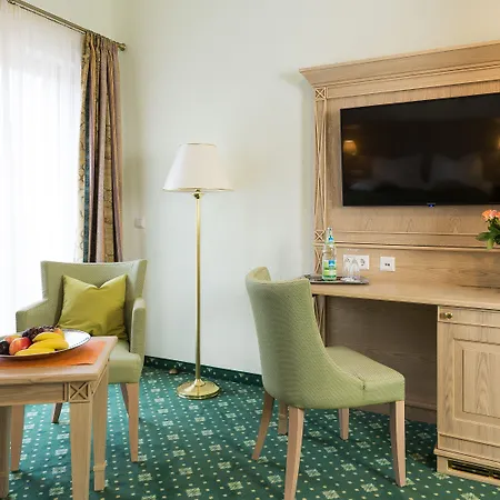 Hotel Rebstock 4*